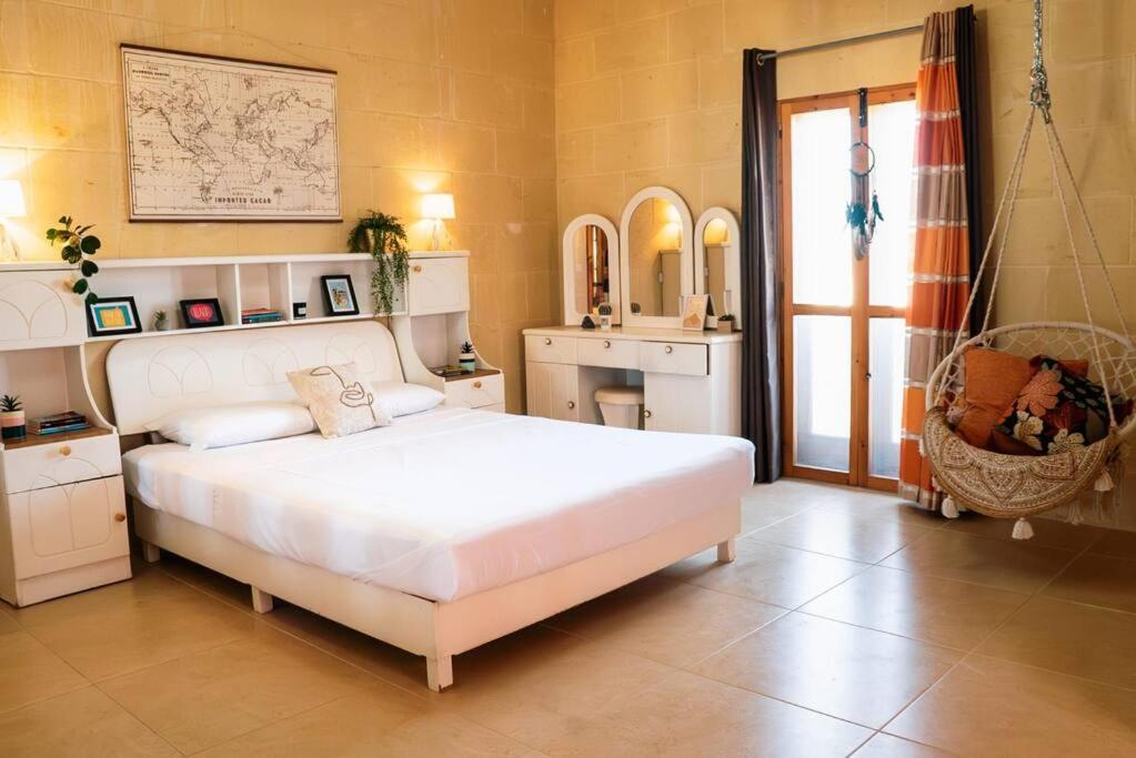 Kampanjola Villa San Lawrenz Екстериор снимка